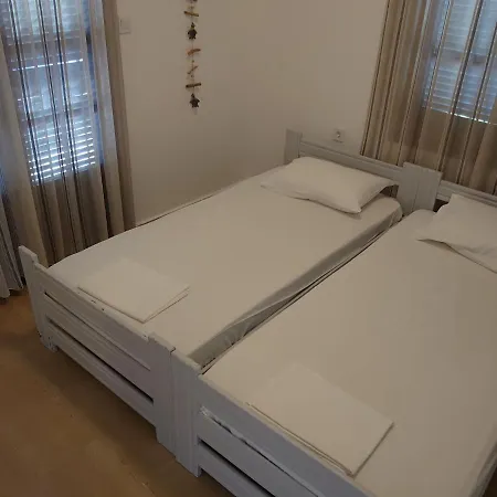 Merida Apartment Mola Kalyva